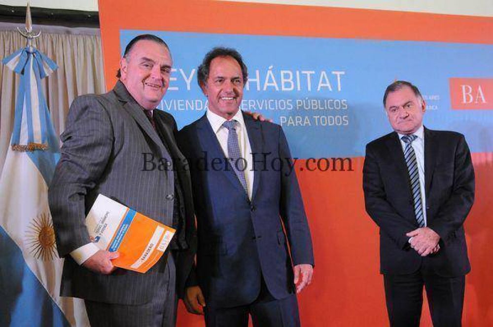 Red de gas para Las Campanillas y cloacas para el Barrio de la Estaci�n!