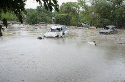 Comenzaron a instalar las alarmas en el r�o de El Rodeo