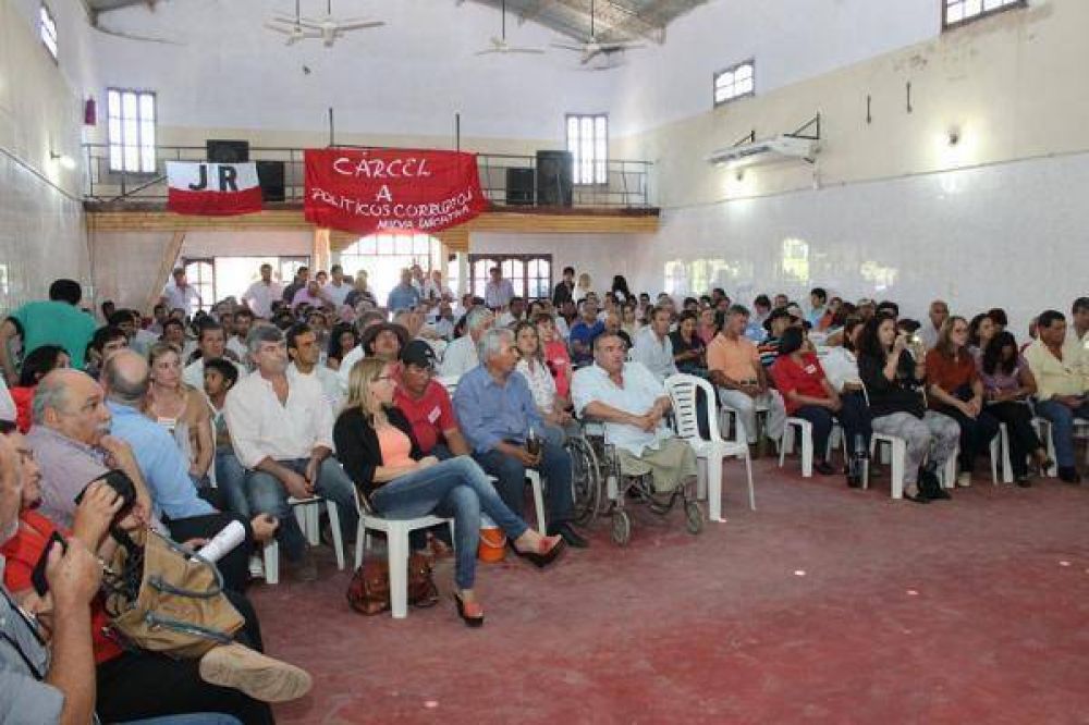 Desde la UCR denunciaron que el oficialismo apuesta y financia una campa�a sucia y difamatoria contra la oposici�n