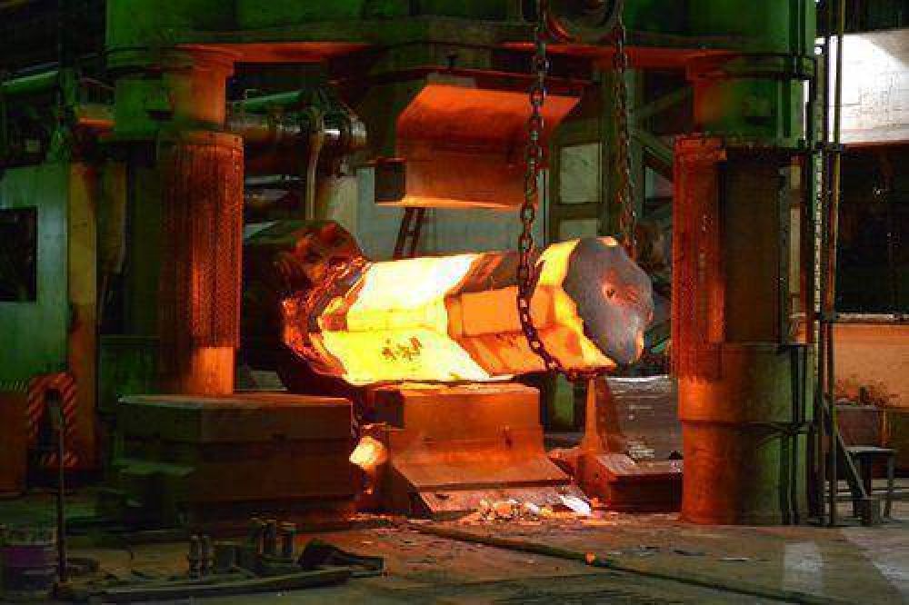 Zapla anunci freno de inversiones y cese de produccin de aceros especiales por hostilidad de la Secretara de Trabajo