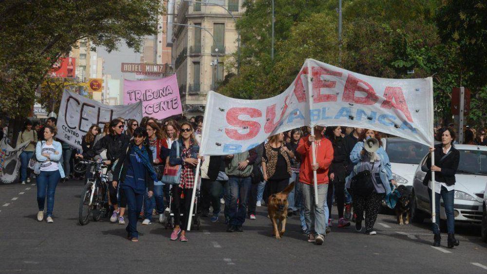 No habr� clases ma�ana en algunas escuelas p�blicas por un paro del SUTEBA local