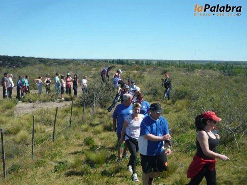 Primera edici�n de la Caminata Aventura 2015