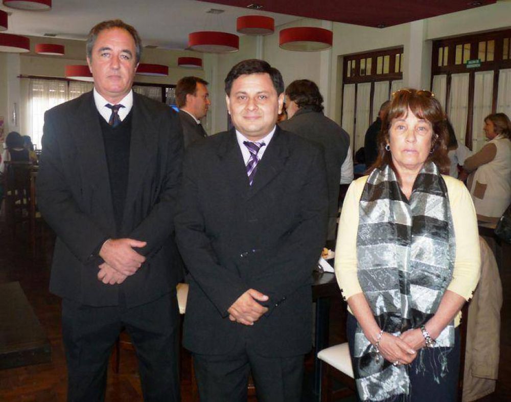 Miembros de la AFIP se reunieron en el Club Social con profesionales y c�maras empresariales