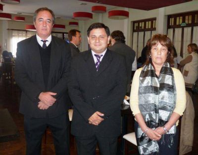 Miembros de la AFIP se reunieron en el Club Social con profesionales y c�maras empresariales