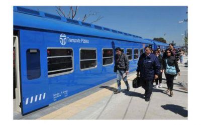 Piden que se mejore la iluminaci�n en la estaci�n de trenes de Pilar