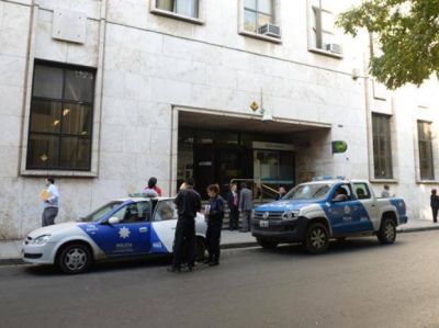 Le dan 15 a�os de c�rcel por violar reiteradamente a sus hermanastras