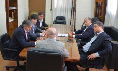 Funcionarios quilme�os abogaron por mejoras en Mitre hasta 1� Junta