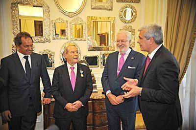 Espa�a condecor� a Florencio Aldrey