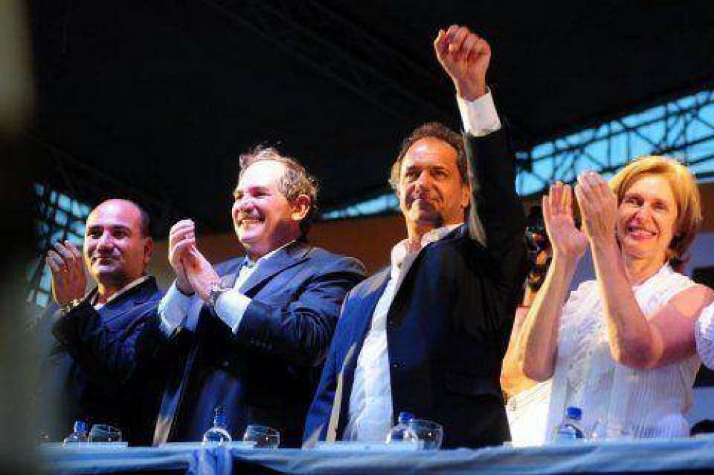 Todo listo para el acto de Scioli