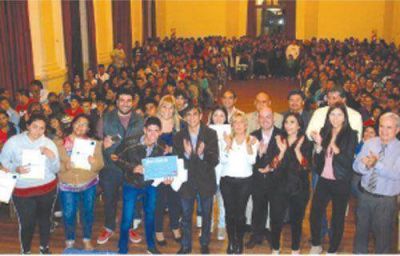 El Plan Progresar lleg� a 600 j�venes riojanos