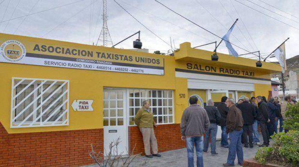La Municipalidad habilitar� la transferencia de licencias de taxi