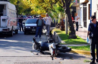 Un polic�a termin� muerto a ra�z de una persecuci�n