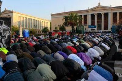 Parlamento griego autoriza construcci�n de mezquita en Atenas