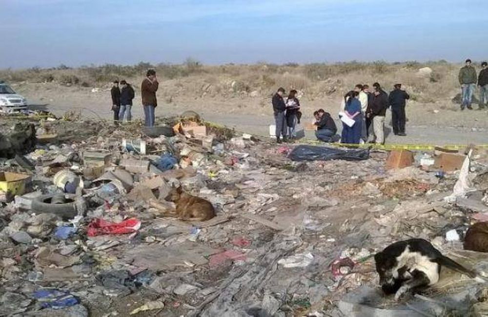 Muerte en el basural del Oeste : Descartan crimen