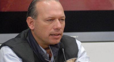 En medio de la disputa electoral, Berni le apunt� a Angelici: 