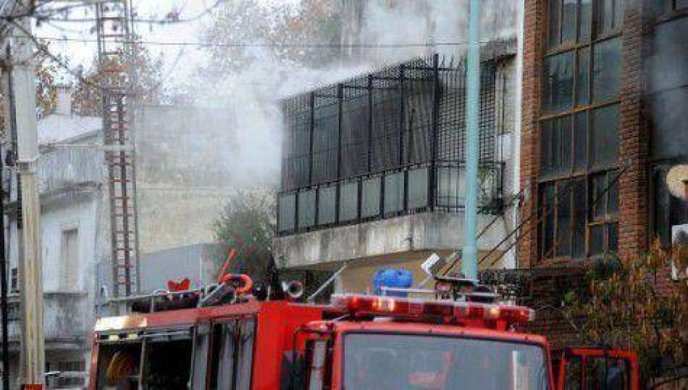 Suben apuesta y piden juicio pol�tico para Macri