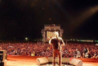 M�s de 25.000 personas y 400 efectivos por el recital de 