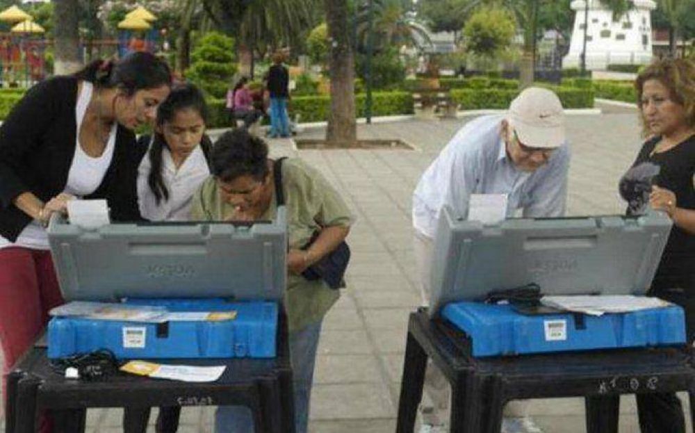 Tras la pol�mica de las PASO, Salta har� un recuento manual del 100% de los votos