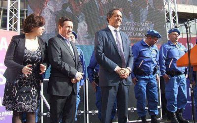 Los dos precandidatos del FpV se presentaron en Lan�s