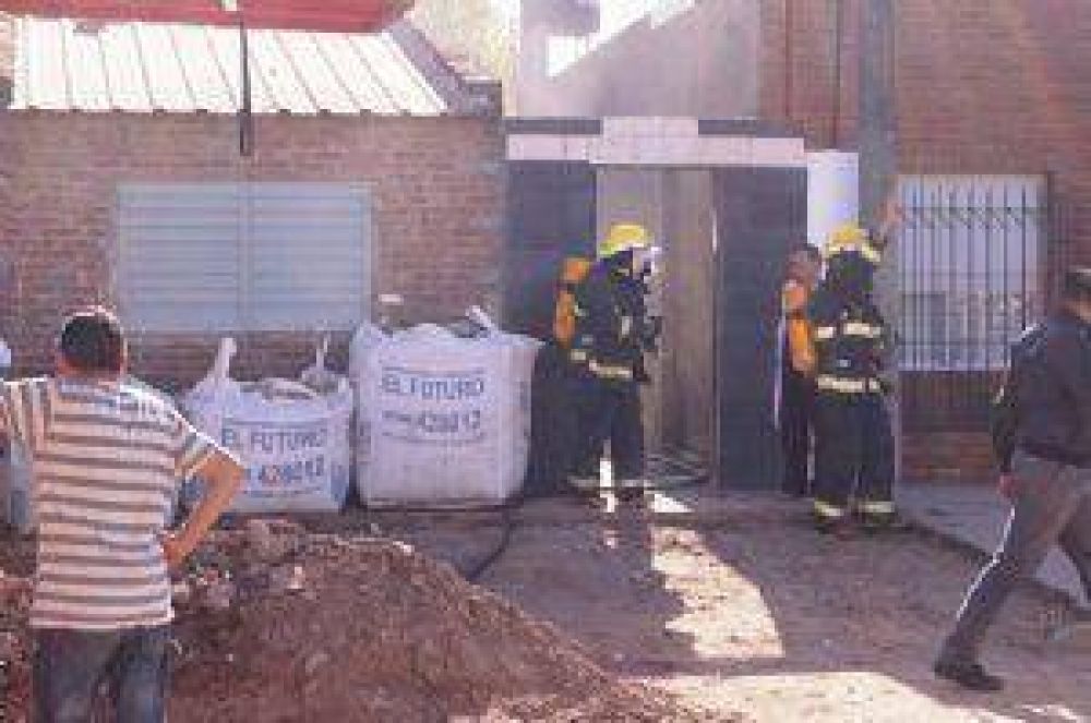 Un hombre muri carbonizado atado a su cama