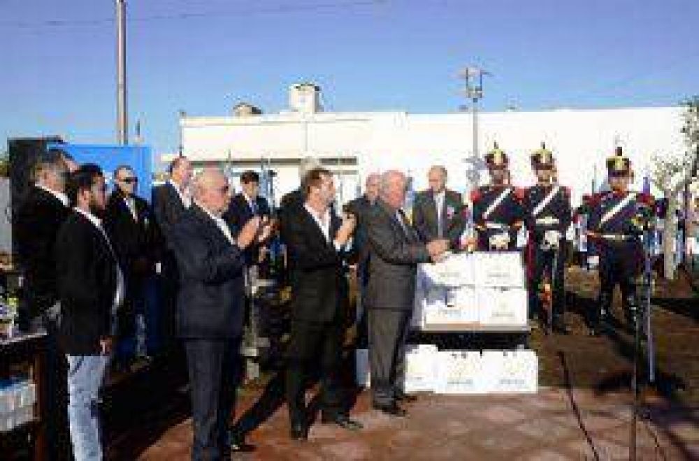 Se inaugur� el espacio p�blico Plazoleta 