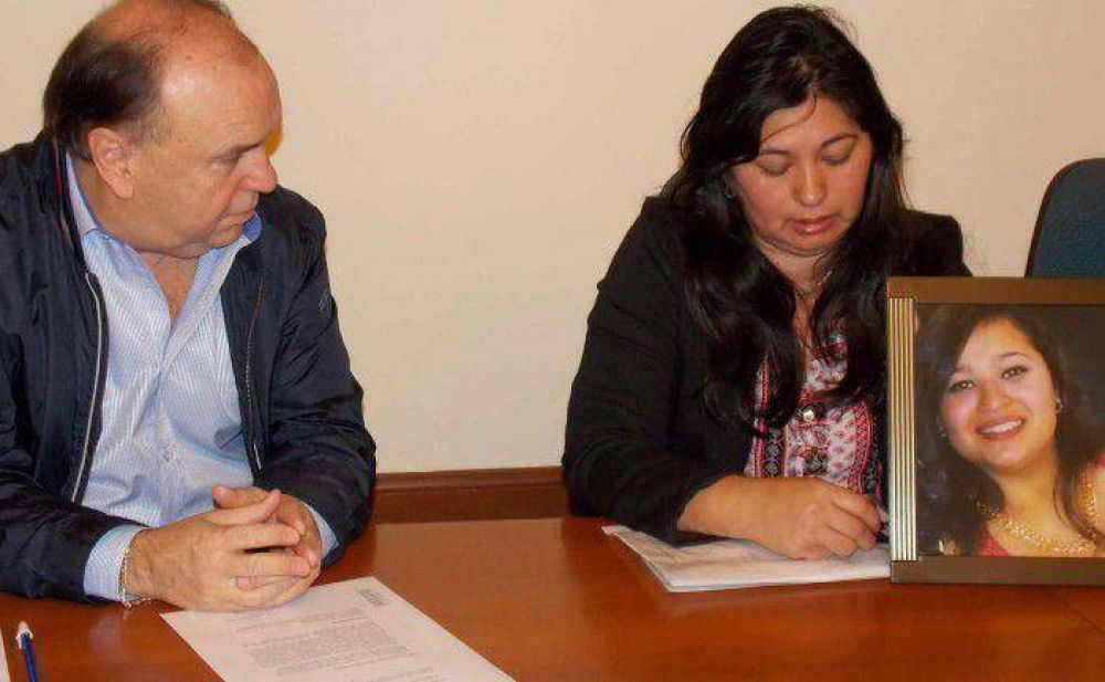 LA MADRE DE MELISA NU�EZ SE REUNI� CON VIDAL