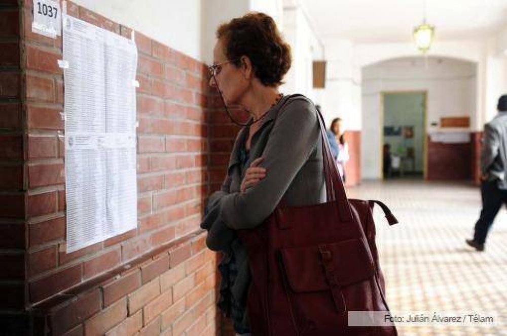 Se desarrollan con normalidad las elecciones generales en Salta