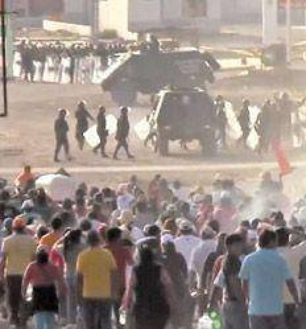 Las protestas mineras jaquean a Humala
