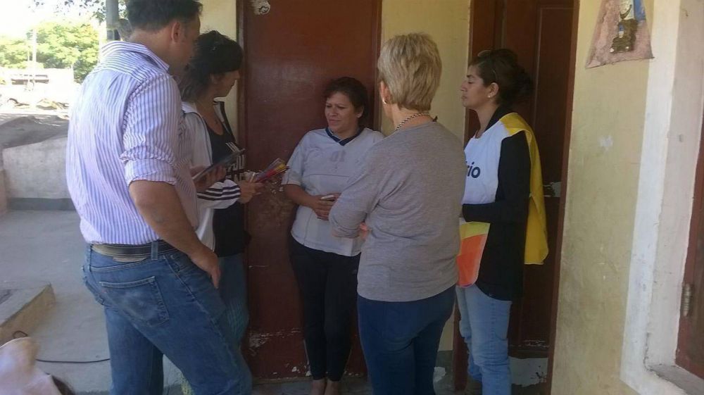 Vecinos de diferentes barrios recibieron la visita del PRO