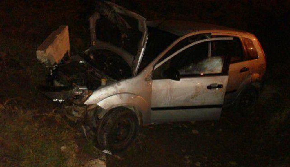 Una mujer herida y da�os materiales tras maniobra indebida en Ruta 3 y 228