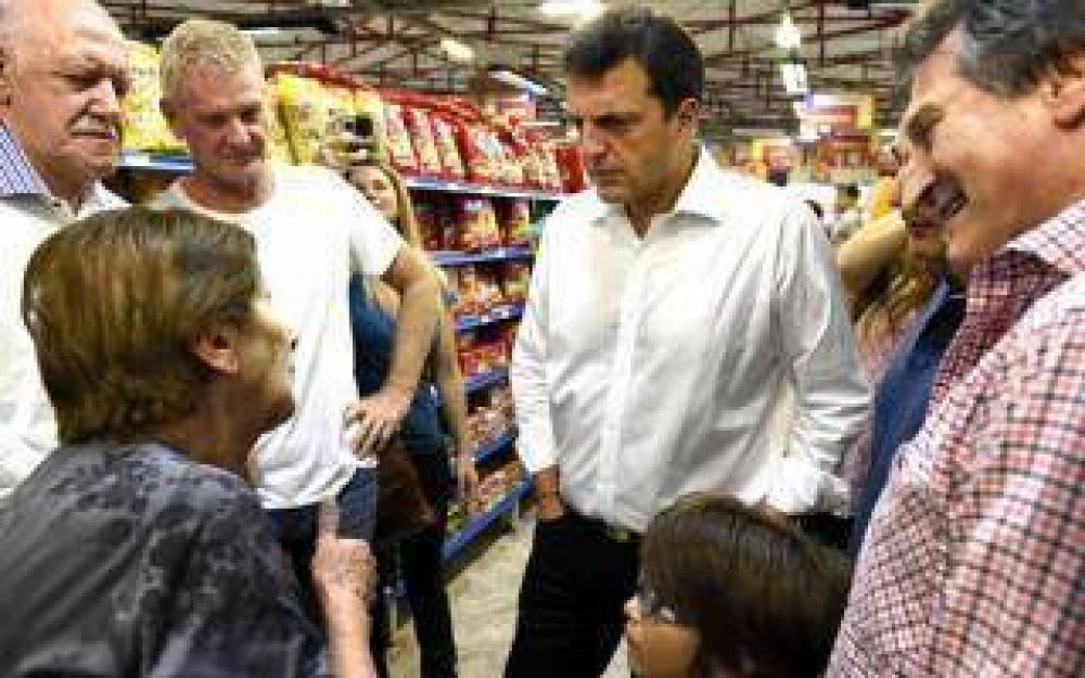 Para Massa, las elecciones las dirimen los modelos de Kicillof, Cavallo y Lavagna