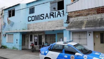 Tres hombres armados intentaron copar a los tiros una comisar�a de Rosario