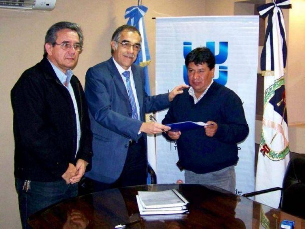 CONSTRUIR�N 32 VIVIENDAS EN ABRA PAMPA