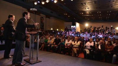 Urtubey: �debemos profundizar el proyecto con el que N�stor y Cristina pusieron a Argentina de pie�