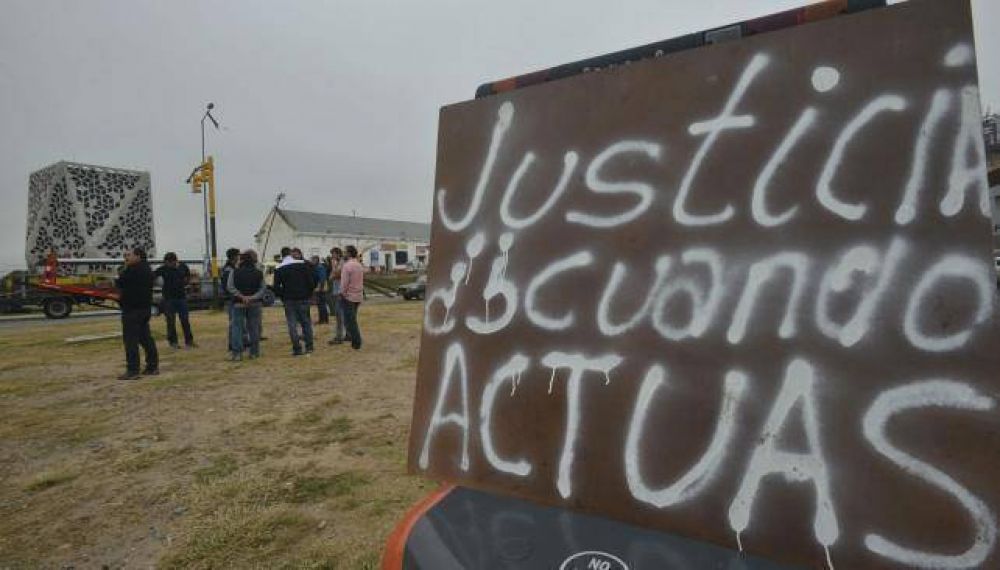 Apuntan contra la Polic�a por robos de m�quinas viales