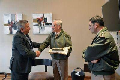 El Intendente Infante recibi� la visita de autoridades del Ej�rcito Argentino