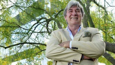 Armando P�rez quiere armar un frente del f�tbol del interior