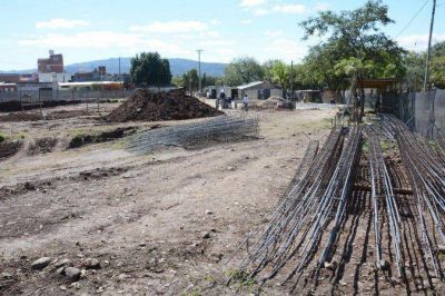 Iniciaron obras del parque del Bicentenario
