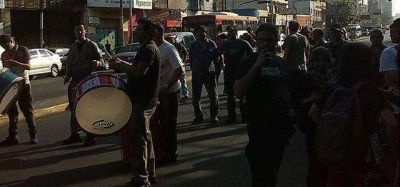 Trabajadores resisten el remate de una f�brica