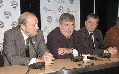 Das Neves visit� ayer la exposici�n de La Rural