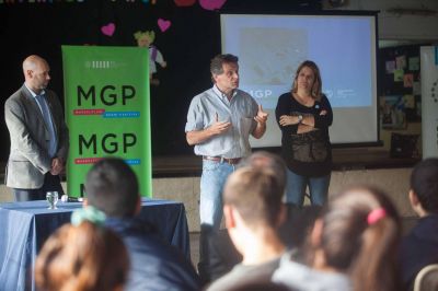 Firman adjudicaci�n de la obra para la primer Escuela Municipal de Artes y oficios Digitales del pa�s