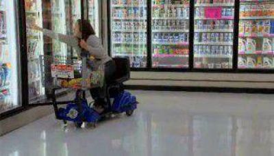Proponen que se d� asistencia a discapacitados en supermercados