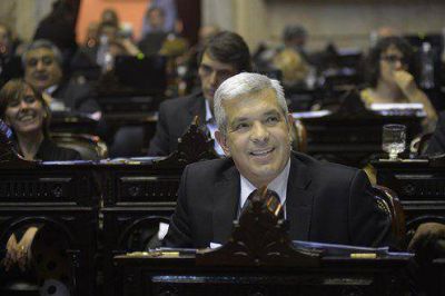 Aumenta el respaldo a la precandidatura de Dom�nguez en la provincia