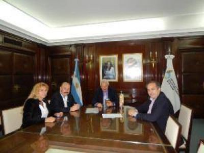 Predio de la ex Curtiembre Piazza: Inza se reuni� con el Secretario de Ambiente y Desarrollo Sustentable de Naci�n