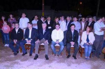 Inauguraron obras de saneamiento en Santa Luc�a
