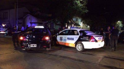 Chocaron un patrullero y un taxi en G�emes: un herido