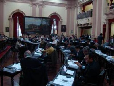 Diputados aprobaron el proyecto de Licencia por Maternidad y Paternidad