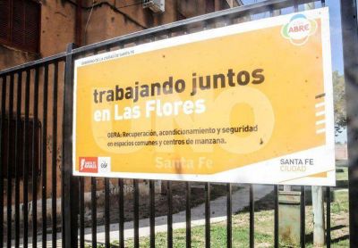 Las Flores II: firman el contrato para la ejecuci�n de obras en 11 monoblocks