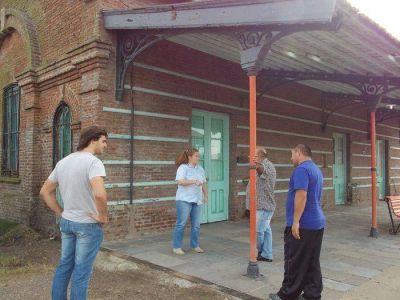 El municipio Proyecta la puesta en valor de la estaci�n de ferrocarril de Tornquist