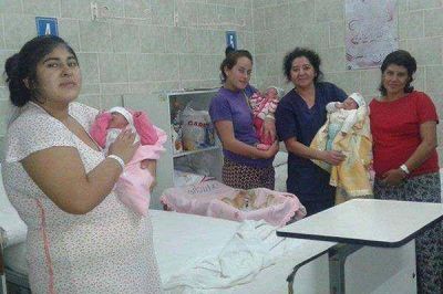 El Ministerio de Salud y la Maternidad bande�a celebran la Semana del Parto Respetado
